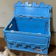 折り畳み式コンテナ・樹脂製・頑丈・屋外保管ですが汚れあり。差し上げます