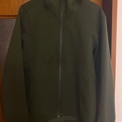 【お取引中】ユニクロUNIQLOウィンドブレーカーパーカーの画像