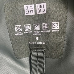 【お取引中】ユニクロUNIQLOウィンドブレーカーパーカーの画像