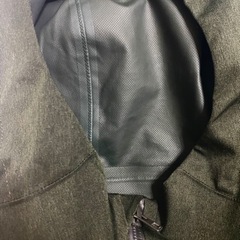 【お取引中】ユニクロUNIQLOウィンドブレーカーパーカーの画像