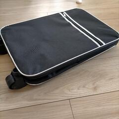 折り畳みスーツケースの画像