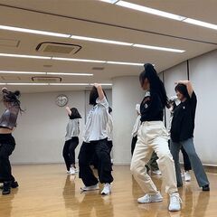 摂津市でダンスを楽しく学ぶなら！地域密着型ダンスクラブの画像