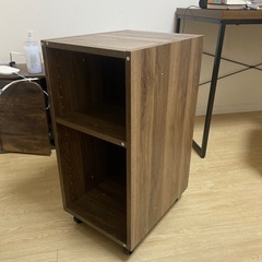 ニトリ　カラーボックス　キャスター付きの画像