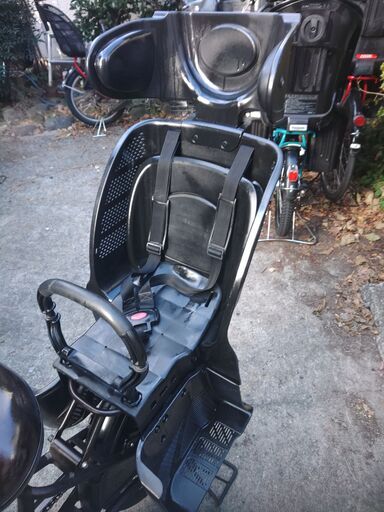 310?安心の無料保証；点検サービス付き?バカ良心的な中古電動自転車屋  ?土日もお子様と土足のまま、いろいろなタイプのご試乗が可能で