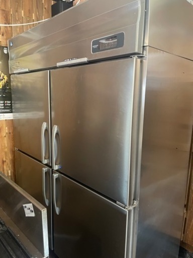 ホシザキ冷凍冷蔵庫