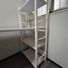 ニトリ　白システムデスク　PC用　勉強用　机の画像