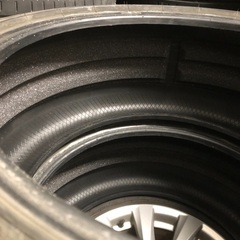 245-40/19 中古2本 交換 廃タイヤ込みの画像