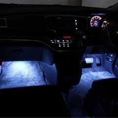 ⭐︎カーパーツサービスオリジナル⭐︎フットライトライト取り付けの画像