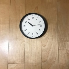 掛け時計　文字が見やすく　とても可愛い時計です。未使用に近いです。の画像