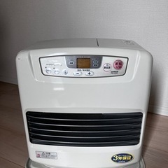 石油ファンヒーター＋灯油ポリタンク＋ポンプホルダー