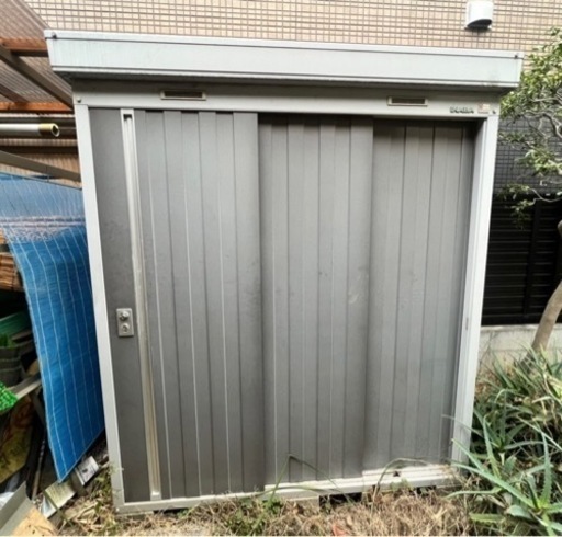 イナバ物置  収納　倉庫