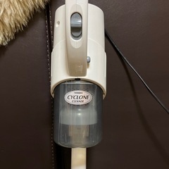 2022年製 ツインバード ハンディークリーナー 掃除機　の画像