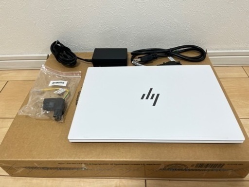 HP Pavilion Aero-13 be2008AU セラミックホワイト