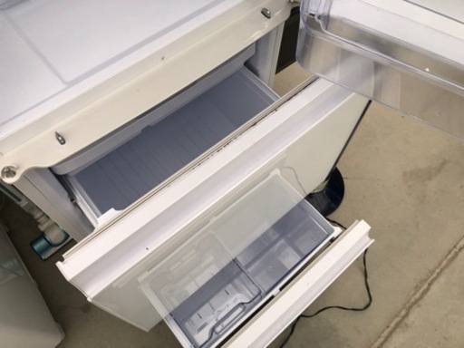 2020年製 SHARP 3ドア冷蔵庫 350L どっちもドア SJ-GW35F-W