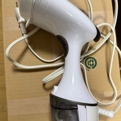 【交渉中】普通のアイロンとスチームアイロン差し上げます