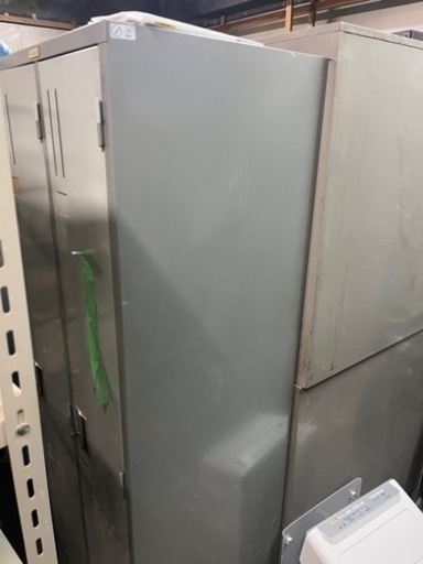 2人用ロッカー　幅63cm キー有り　市内自社配達可能