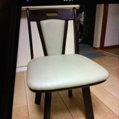 ダイニングチェアの画像