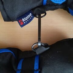 【ユーズド】スキー手袋　スノーグローブ　9-10歳　140cm　Secondhand Ski Glove 9-10 years old / 140cmの画像