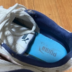２月４日までに問い合わせが無い場合処分します。puma スニーカー24cmの画像