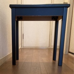 電子ピアノの椅子