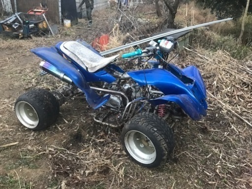 4輪バギー　エンジン新品です　ジャンクで