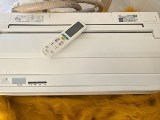 決まりました！※30日まで！【美品、完動品】ダイキン　うるさらエアコン　14畳用　室外機、リモコンあり