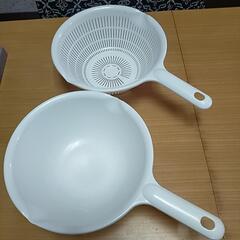 キッチンのザル