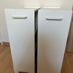 【ニトリ】キャスター付き本棚 2つの画像