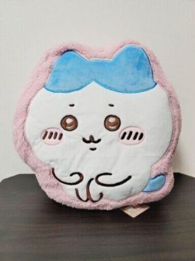 【新品タグ付き】ちいかわ もこもこダイカットクッション ハチワレ