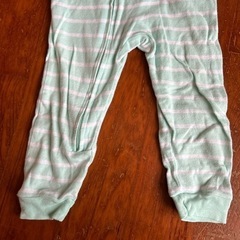 Carter’sてんとう虫柄ロンパースの画像