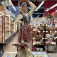 LLADRO リヤドロ 井戸から戻る