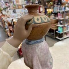 リヤドロ 井戸から戻る　LLADRO の画像