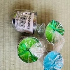 ろうそく4個セット。トランプの画像