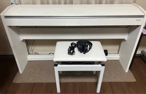 電子ピアノ　ローランドF-120