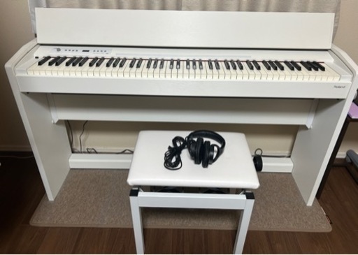 電子ピアノ　ローランドF-120