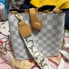 VUITTONダミエ風バッグ