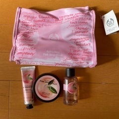 【新品未使用】THE BODYSHOPピンククレープフルーツポー...
