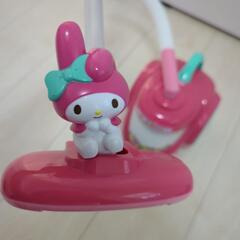 おもちゃの掃除機の画像