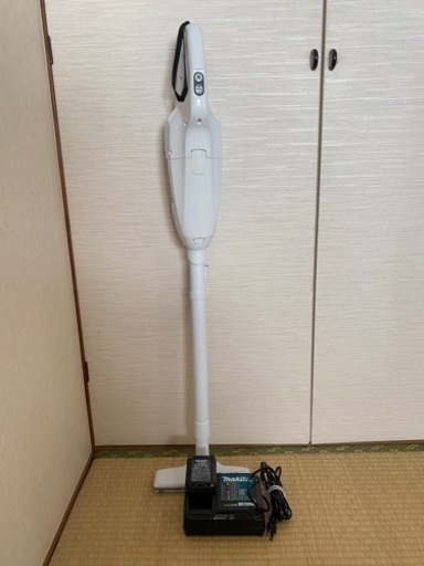 マキタ コードレス掃除機CL107FDSHW