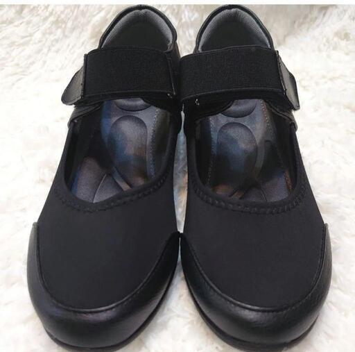 ⚫終了しました⚫★新品★ストレッチスニーカーパンプス★23.5cm★5E★