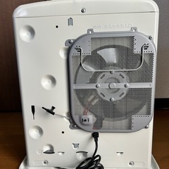 2014年ダイニチ製石油ファンヒーターFW-3214Sの画像