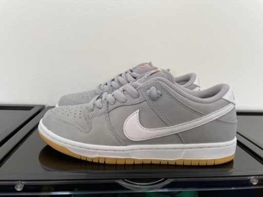 ナイキ　スニーカー　SB ダンクロー