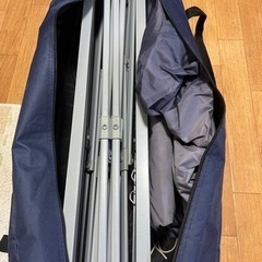 LOGOS(ロゴス)テント？キャンプ用品の画像