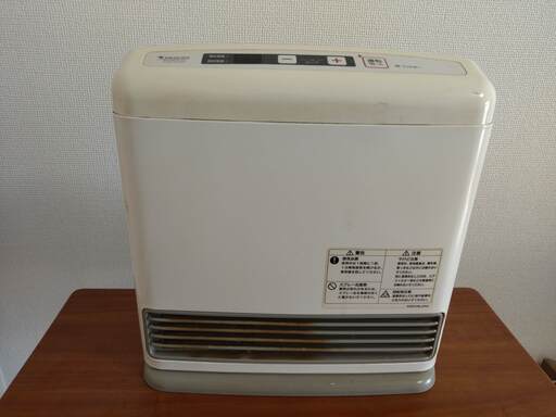 都市ガス用　ガスファンヒーター　型番 RM-2407S-W　中古