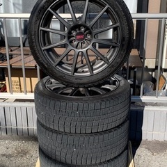 最終値下げ！　SUBARU用スタッドレスタイヤ＋ＳＴＩブラックホイール　225/45R18　PCD100　5穴の画像