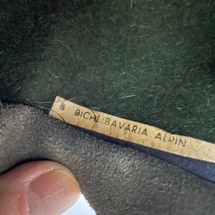 古い帽子の画像