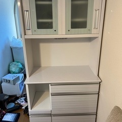 【最終値下げ】【極美品】食器棚の画像