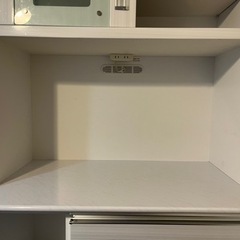 【最終値下げ】【極美品】食器棚の画像