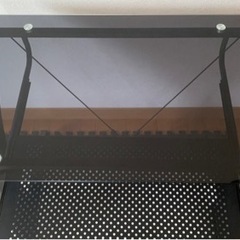 パソコンデスクの画像