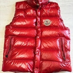 値下げ中❣MONCLER 　ダウンベスト
